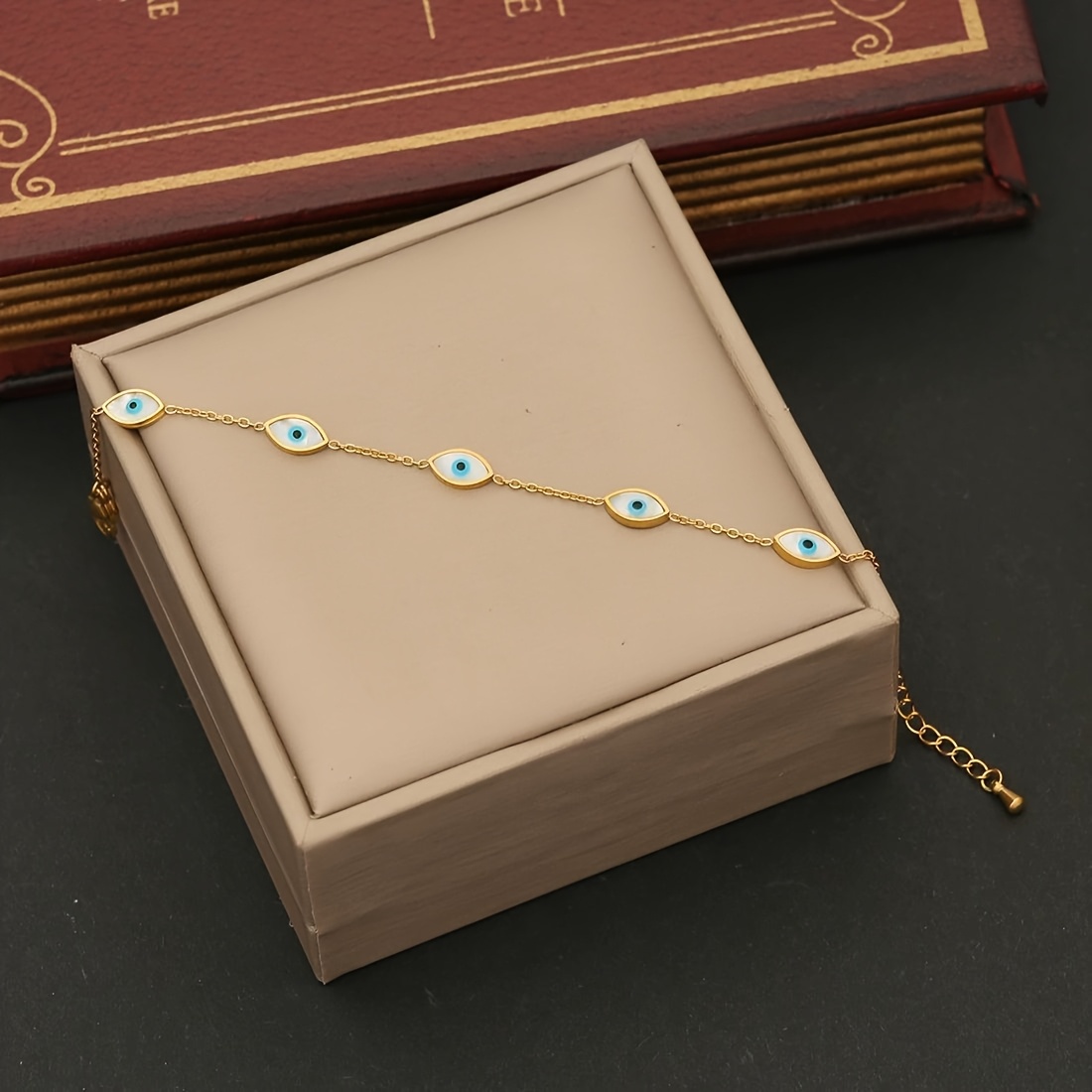 Women's Elegant Retro Devil Eye Bracelet in Stainless Steel